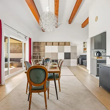 Herault Terrace Premium 2-bedroom With Terrace & In * 아그