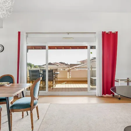 Herault Terrace Premium 2-bedroom With Terrace & In 펜션 아그